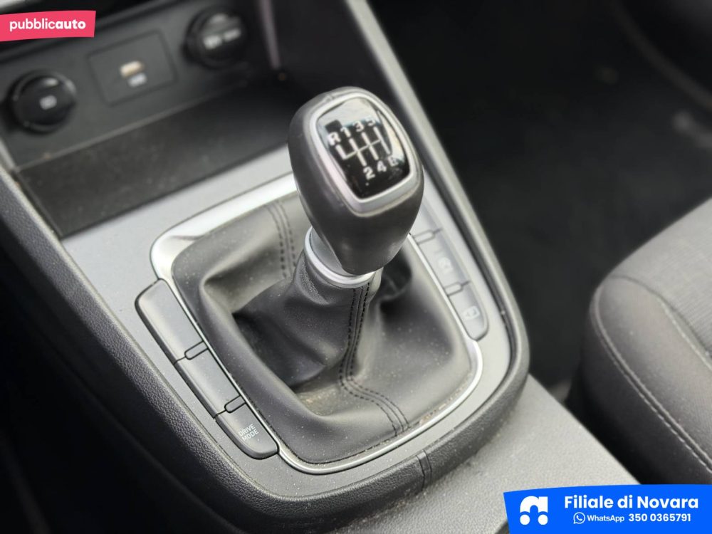 Hyundai KONA usata a Novara — foto 15