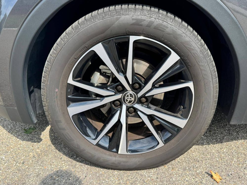 Toyota C-HR usata a Verbania — foto 13