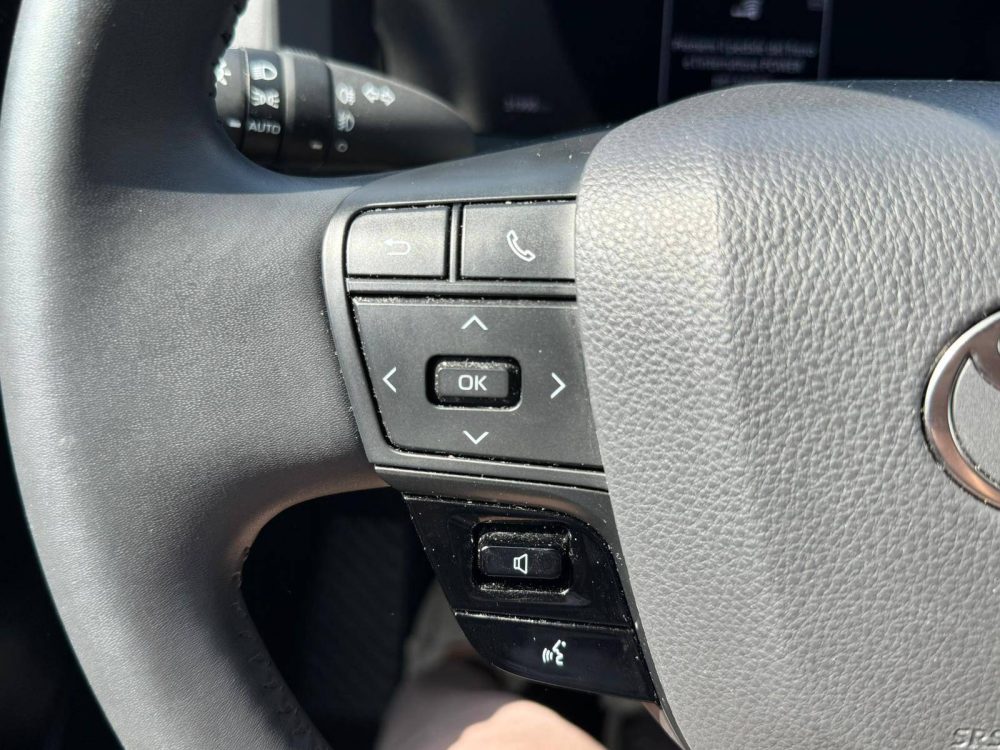 Toyota C-HR usata a Verbania — foto 19