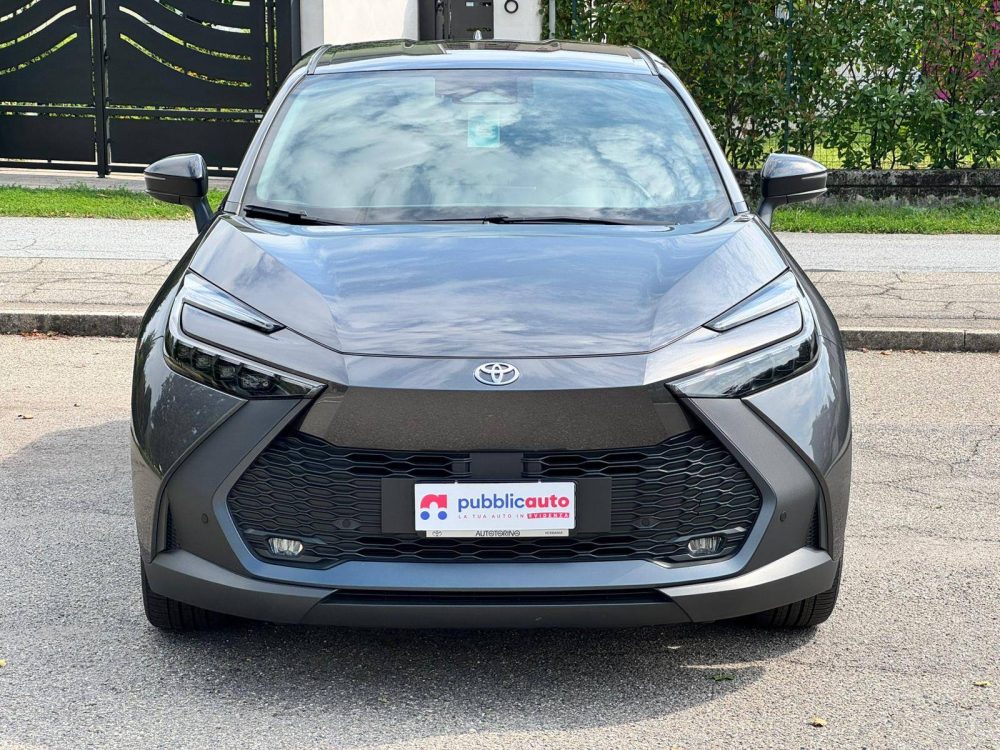 Toyota C-HR usata a Verbania — foto 6