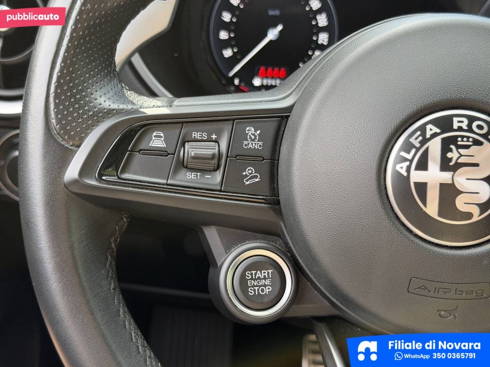 Alfa Romeo Stelvio usata a Novara — foto 15