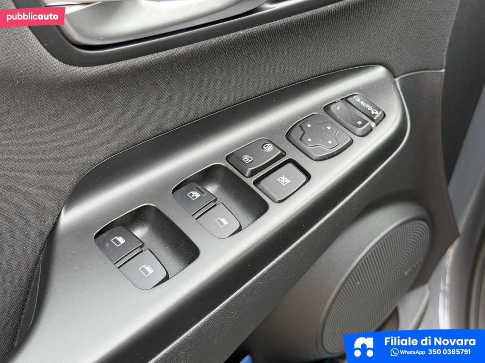 Hyundai KONA usata a Novara — foto 18