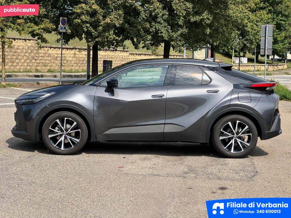 Toyota C-HR usata a Verbania — foto 25