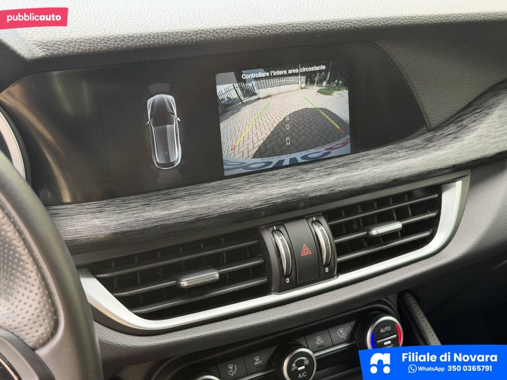 Alfa Romeo Stelvio usata a Novara — foto 11