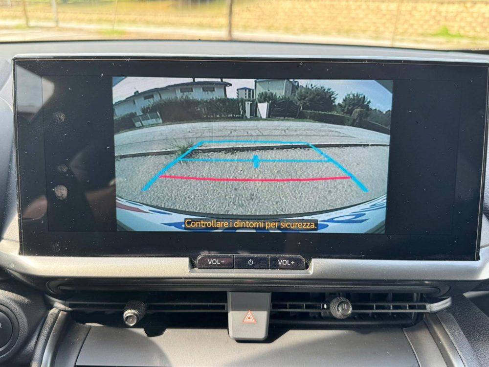 Toyota C-HR usata a Verbania — foto 12