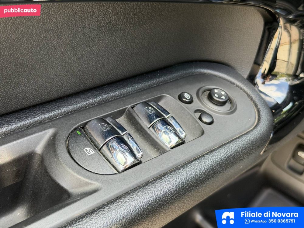 MINI Cooper SD Countryman usata a Novara — foto 17