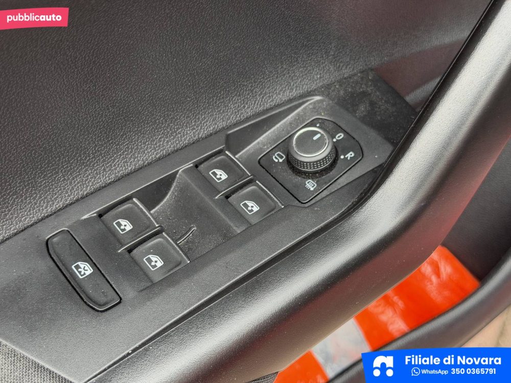 Volkswagen Taigo usata a Novara — foto 19
